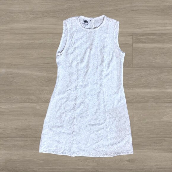 Johnny Was Collection Y2K White Textured Jacquard Sleeveless Shift Dress Size M - Picture 1 of 5